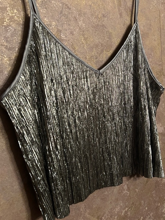 Victoria's Secret Tops - VICTORIA’S SECRET METALLIC CROP TOP